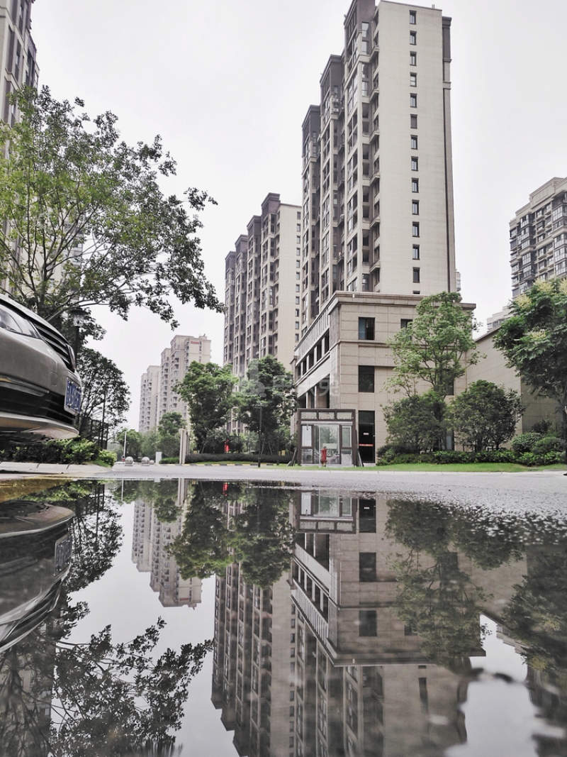 绿地悦峰公馆13548066周边环境图11