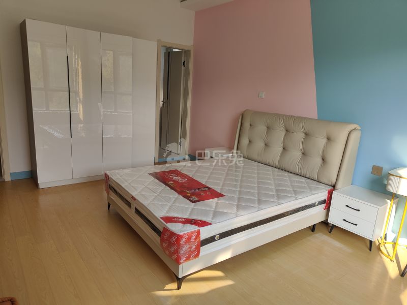 保利湖畔阳光东区3570256卧室图2