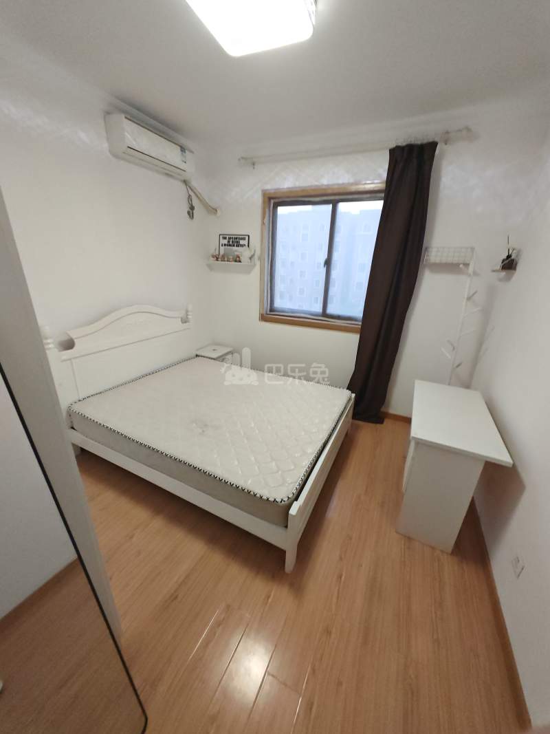 佘北家园竹青苑3584450卧室图2