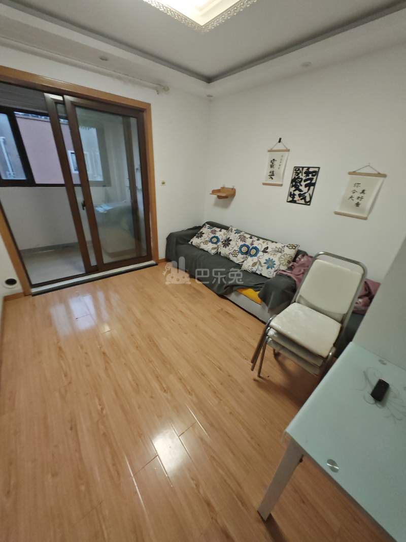 佘北家园竹青苑3584450卧室图1