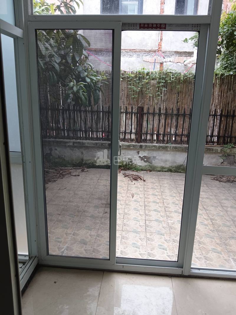 锦秋花园二期368841卧室窗户图8