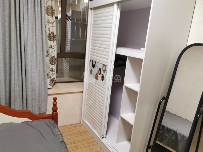 浪漫满屋（彭西新村一街7号）3852266卧室图4