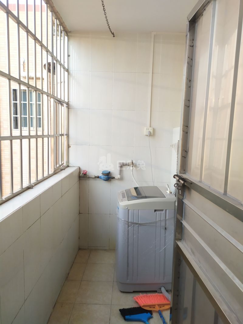 礼村大市街猪鼻巷2号4078694卫生间图8