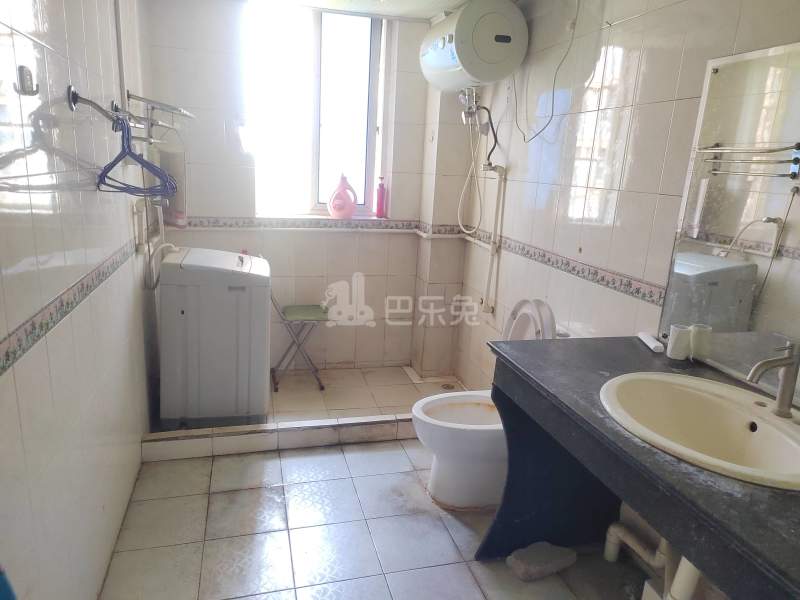 玉兰三村4166844卫生间图17