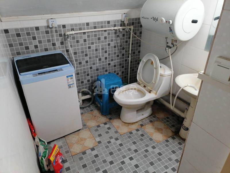 玉兰三村4166844卫生间图19