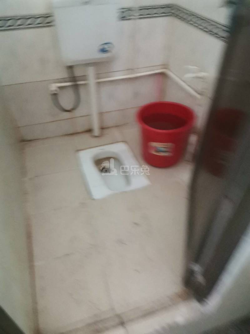 金众小区4188436卫生间图6