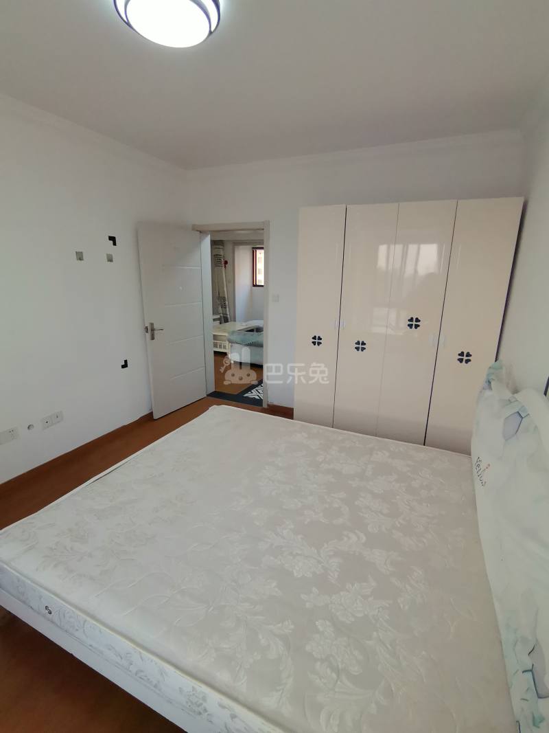 川虹新苑4220331卧室图4