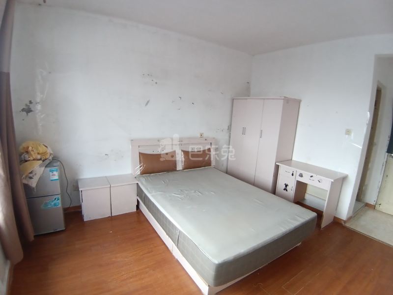 鹤鸣新苑一村4221549卧室图0