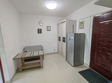 颖隆大厦 1室0厅1卫