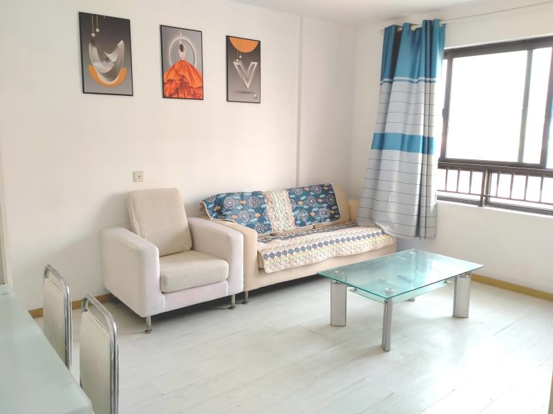 佘北家园丽雅苑4291126客厅图4