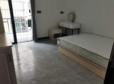 小熊公寓（大山村沙涌坊南大街26号之一） 1室0厅1卫