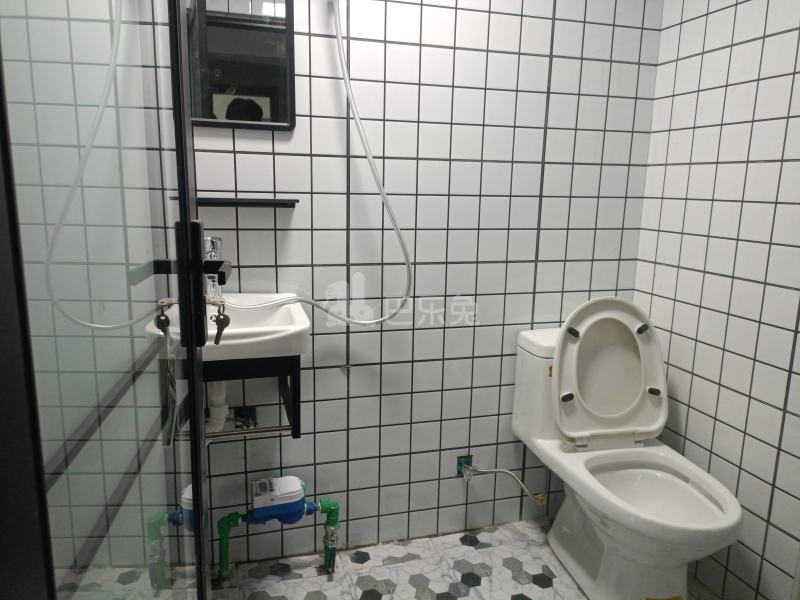 御沁园东区4420833卫生间图6