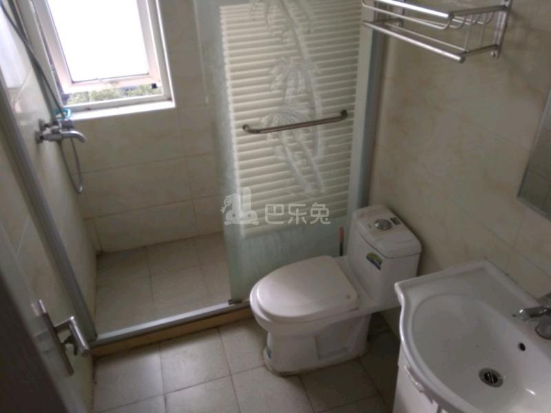 巷佳华苑3期14816977卫生间图12