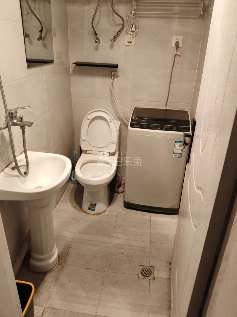 金沙缘圆宝邸446538卫生间图5