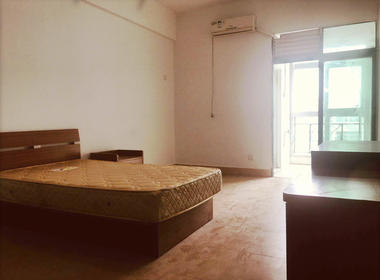 吾寓公寓 1室0厅1卫