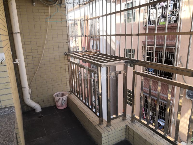 望岗村东胜街77号4512142卫生间图13