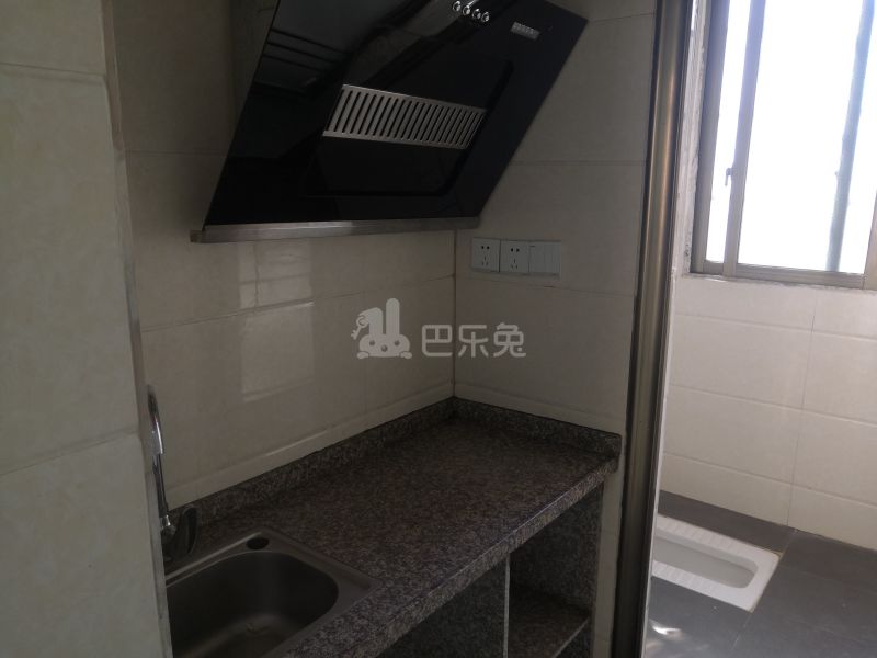 望岗村东胜街77号4512142厨房图10
