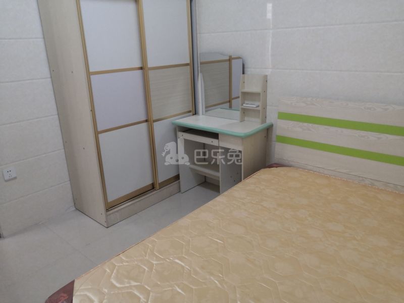 望岗村东胜街77号4512142卧室图3