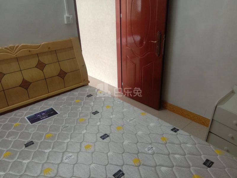 望岗村濠边街13号4512195卧室图2