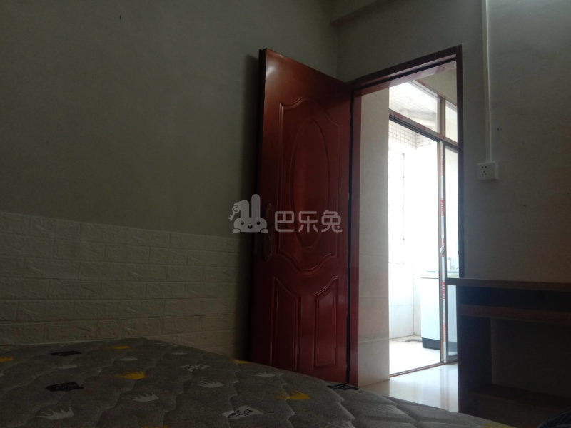 望岗村濠边街13号4512195卧室图7