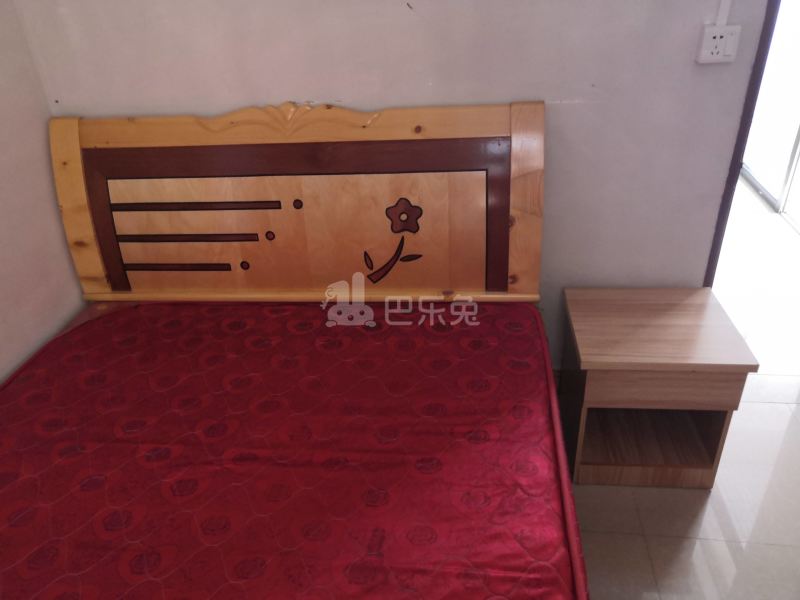 望岗村濠边街13号4512204卧室图3