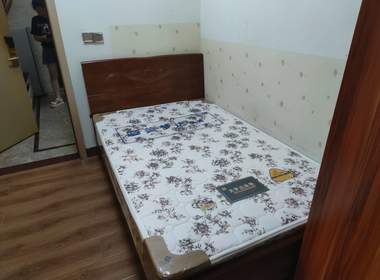 望岗村濠边街七巷8号 