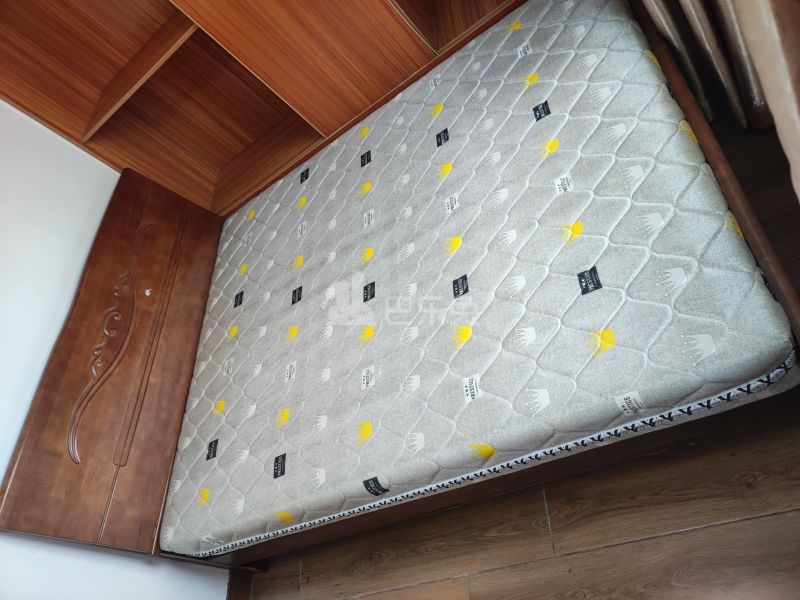 望岗村濠边街七巷8号4512238卧室图3