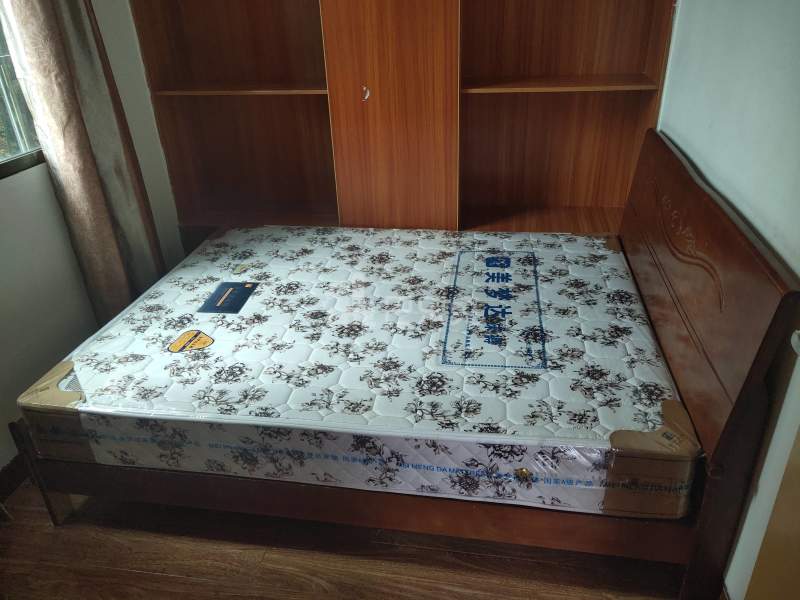 望岗村濠边街七巷8号4512243卧室图1