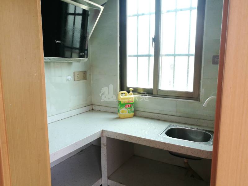 望岗村濠边街七巷8号4512248厨房图4