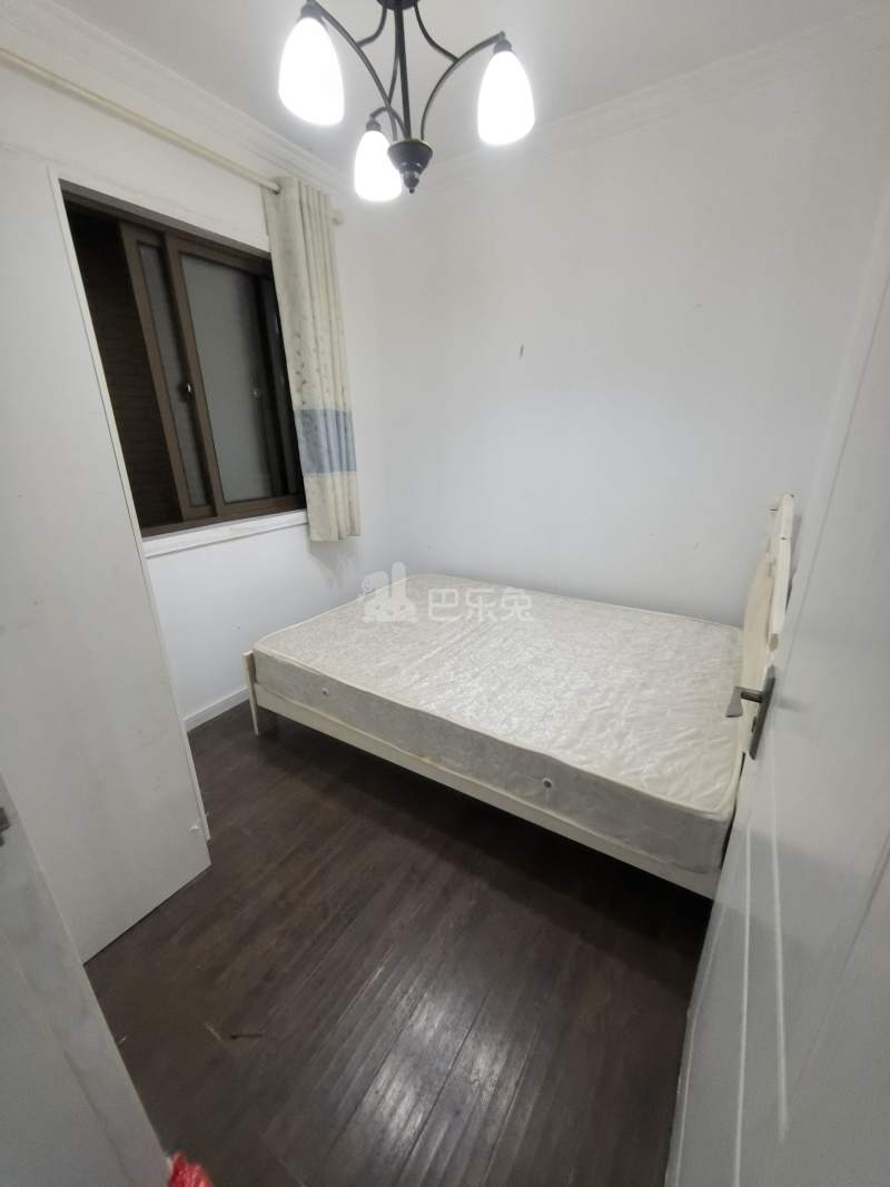 佘北家园竹青苑4524099卧室图2