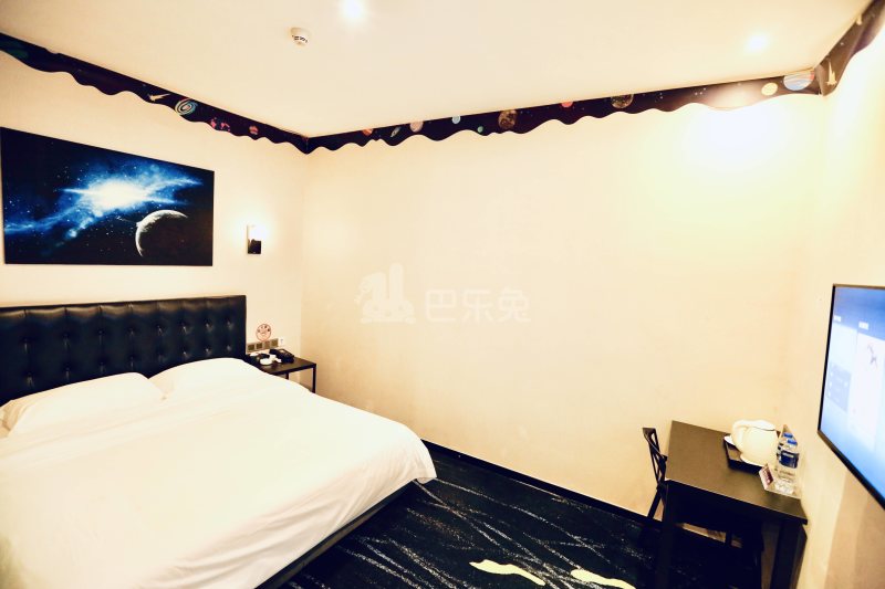 左创星球公寓4593483卧室图0