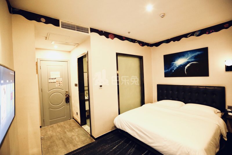 左创星球公寓4593483卧室图1