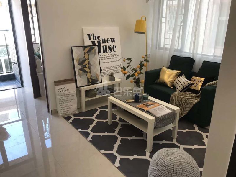 庭苑公寓（风玲木店）4599337客厅图3