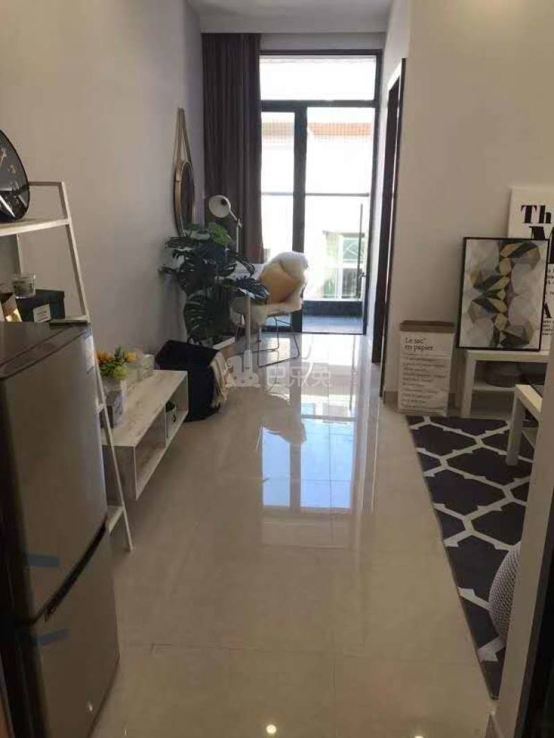 庭苑公寓（风玲木店）4599337客厅图2