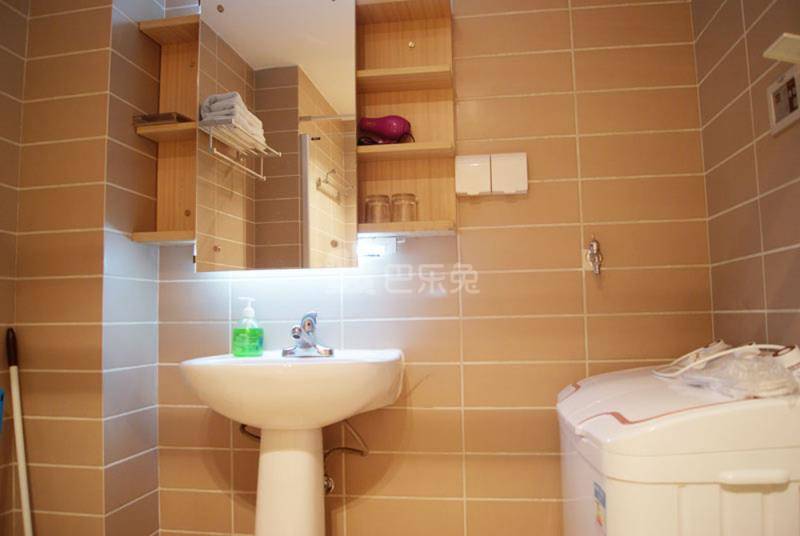 新街口酒店式公寓4605273卫生间图4