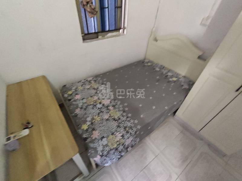 丁头村4610357卧室图2