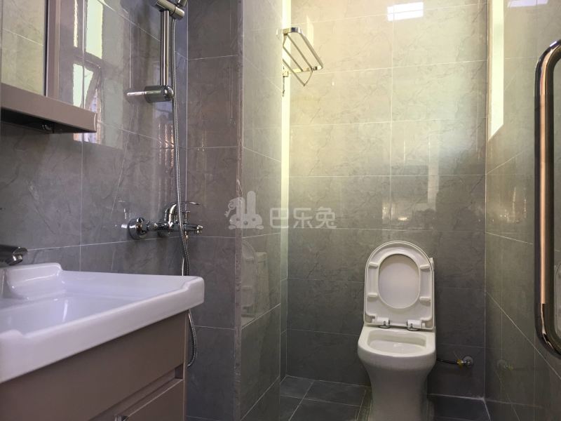 庭苑公寓（太阳花店）4619996卫生间图8