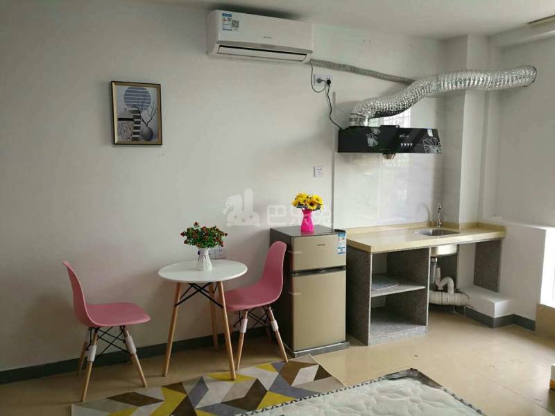 优居公寓（龙城广场）4634765卧室图3