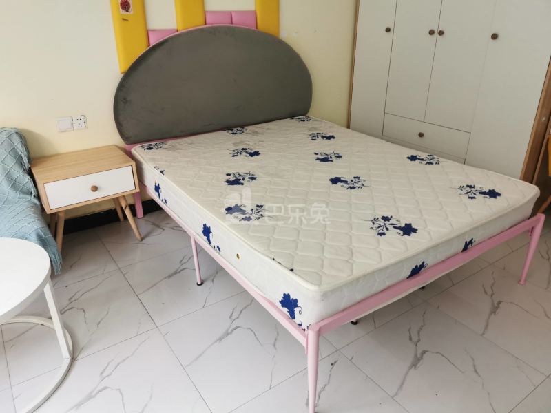 锦秋花园三期4636506卧室图3