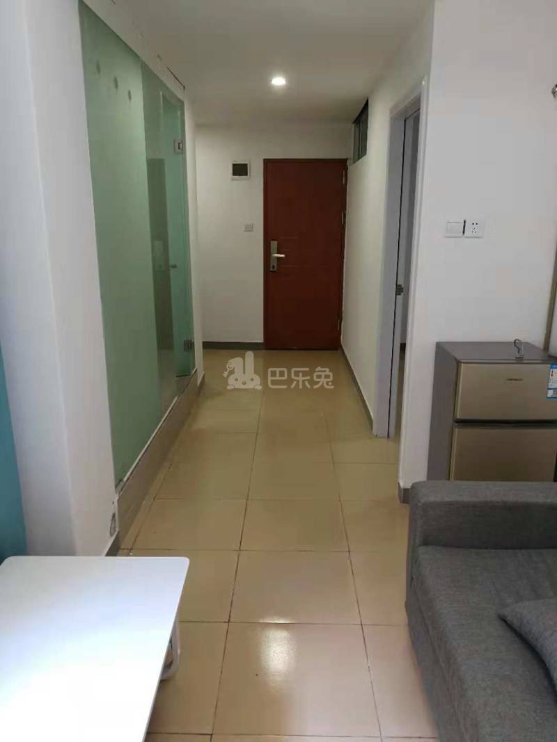 优居公寓（龙城广场）4643112客厅图1