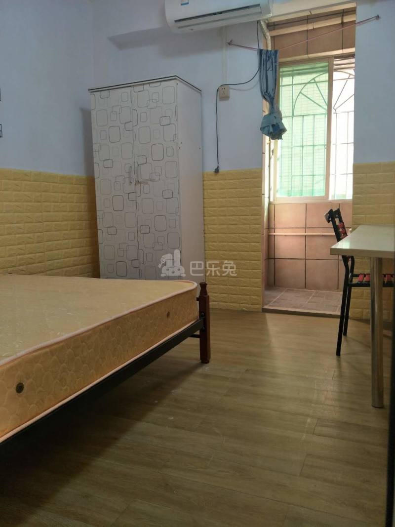 志业时尚公寓（墩背社区17栋）4643150卧室图2