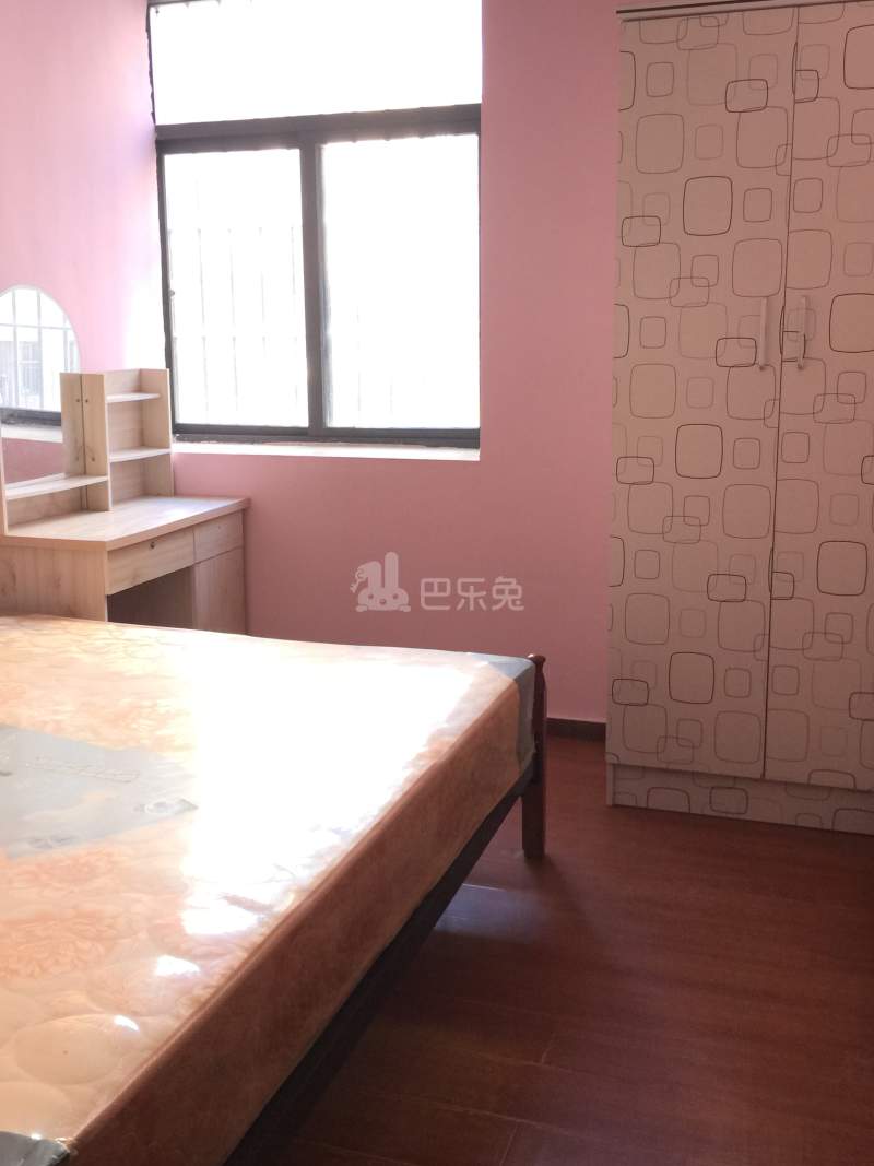 志业时尚公寓（墩背社区17栋）4643155卧室图0