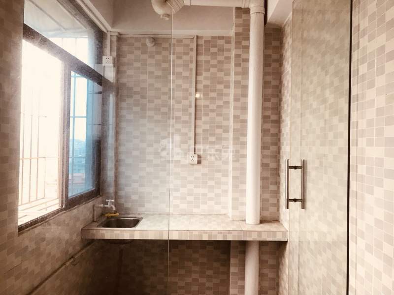 志业时尚公寓（墩背社区17栋）4643159卫生间图5