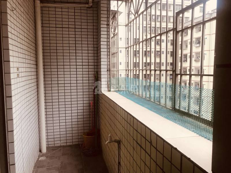 志业时尚公寓（墩背社区17栋）4643159客厅图4