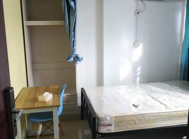 优居公寓（龙城广场） 1室0厅1卫