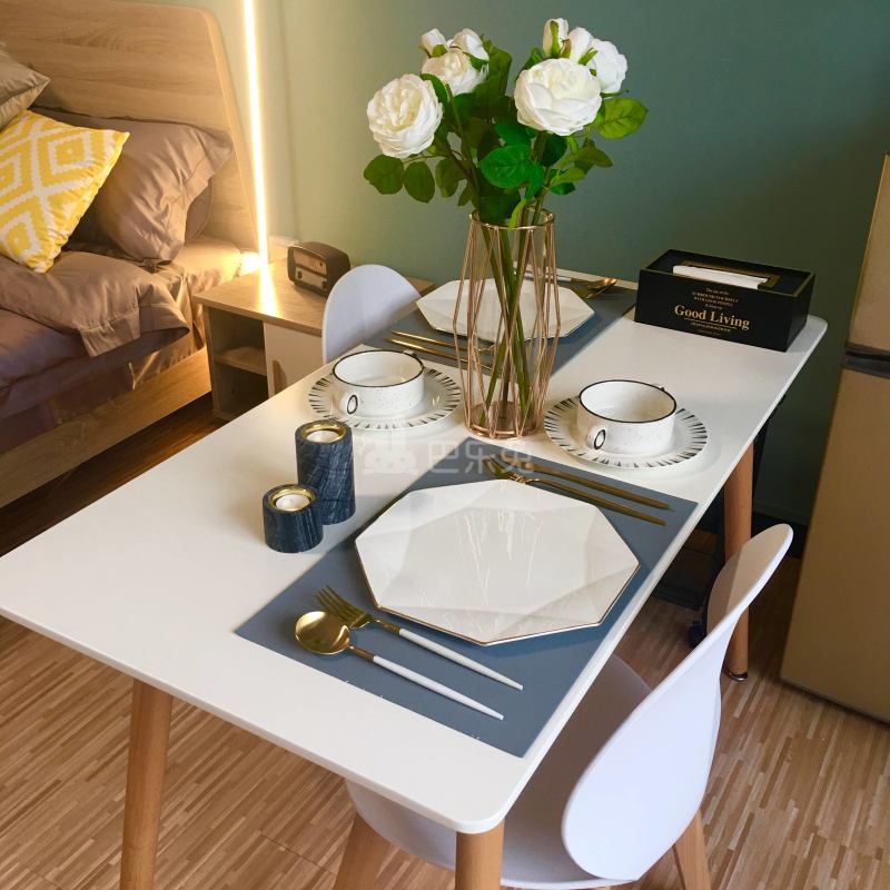 HereHouse（大运店）4650732卧室图3