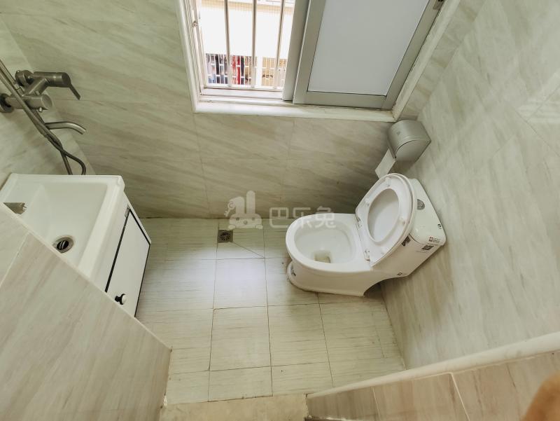 庭苑公寓（香柏木店）4655520卫生间图3