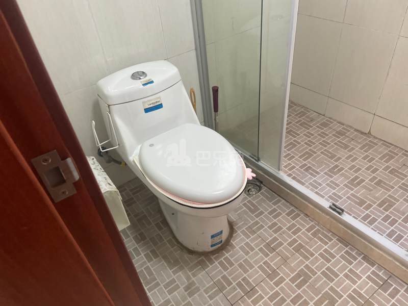 浦江丽都4677328卫生间图8