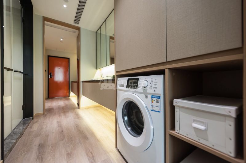 城家高级公寓深圳红岭北地铁站店4680030卧室图2