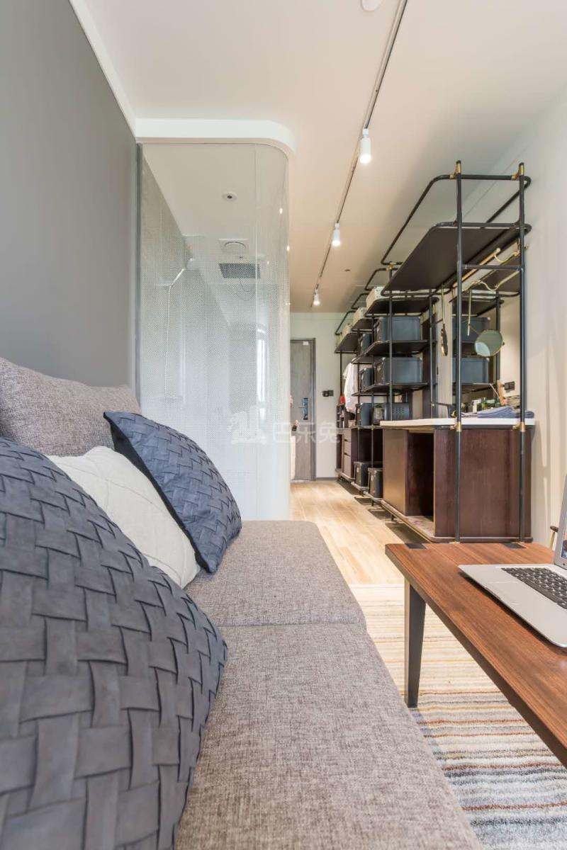 城家公寓上海新虹桥合川路店4681204客厅图7